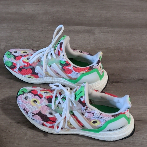 Adidas X Marimekko Ultra Boosts (Size 8) - Picture 3 of 8
